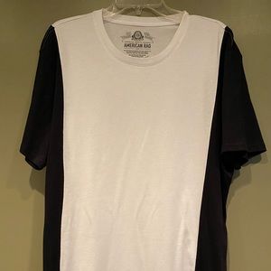Men’s short sleeve black and white tee shirt by American Rag. Size XL
